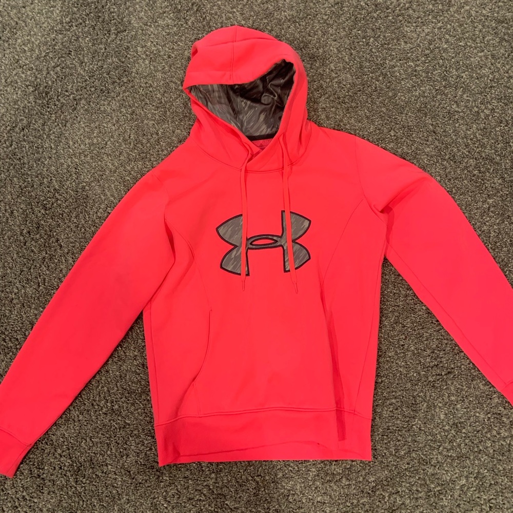 Under Armour sweatshirt